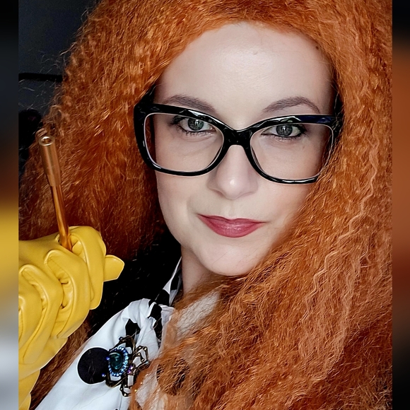 Meet your Posher, Living Dead Girl Nicole - Picture 15 of 15